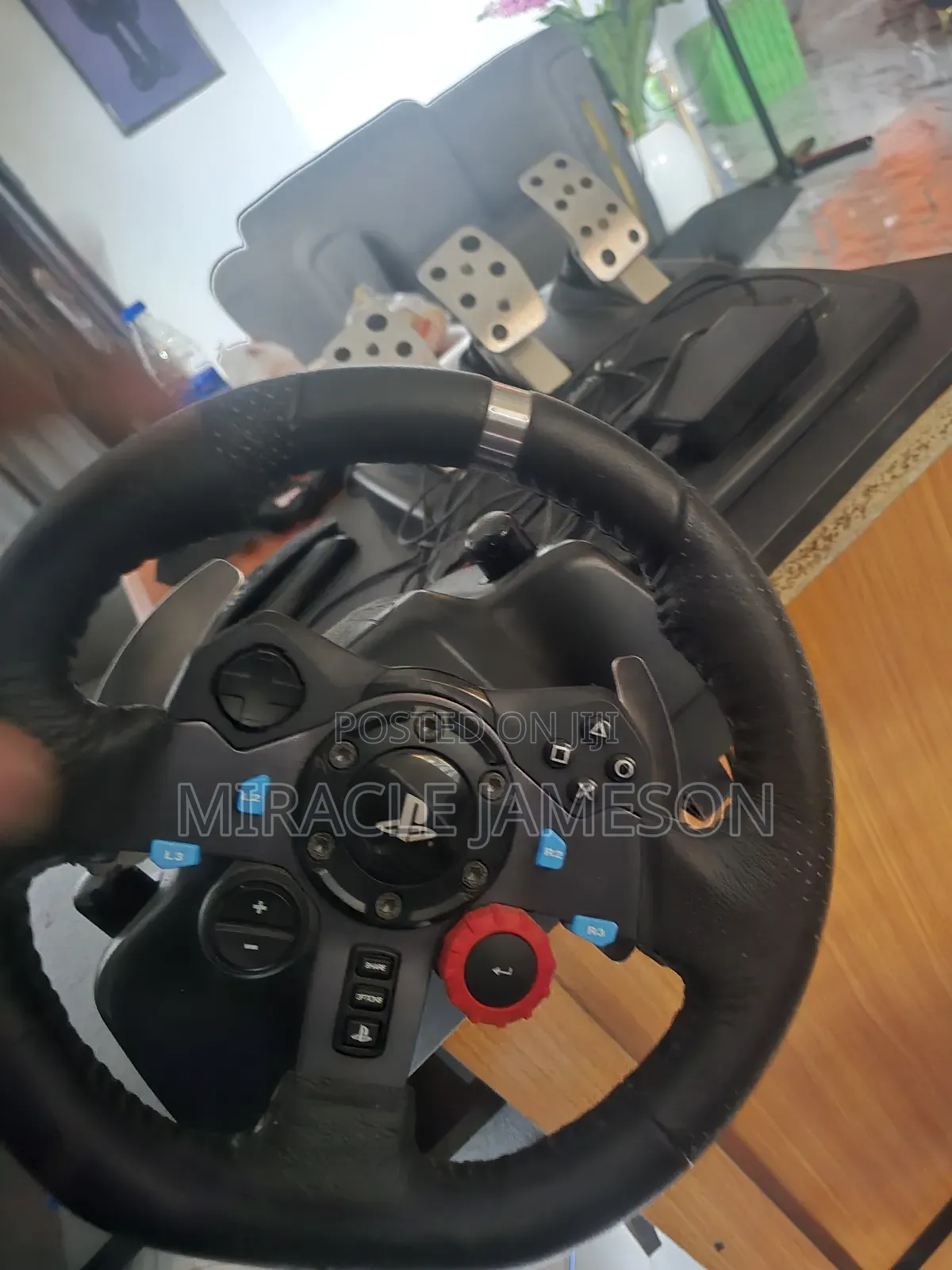 Logitech G29 Racing Wheel