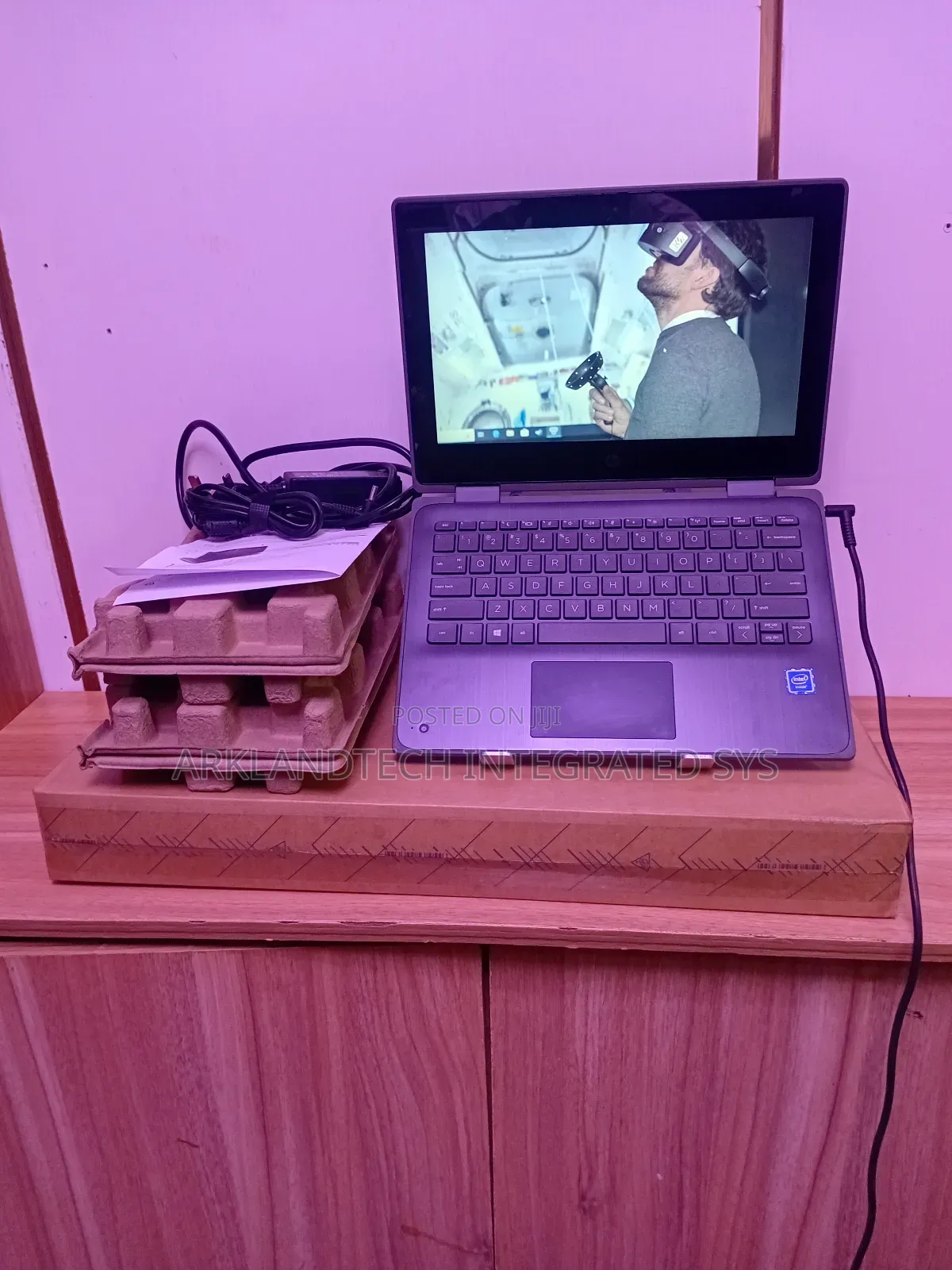 New Laptop HP ProBook X360 11 G1 EE 4GB Intel Celeron SSD 256GB