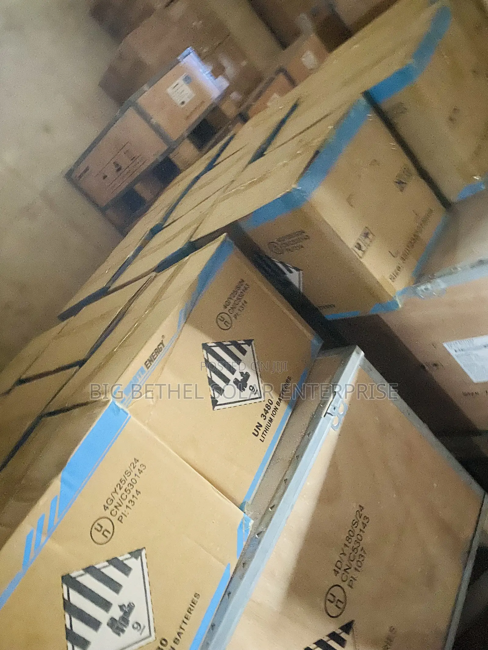1.28kwh 100ah 12.8v Cworth Solar Lithium Battery