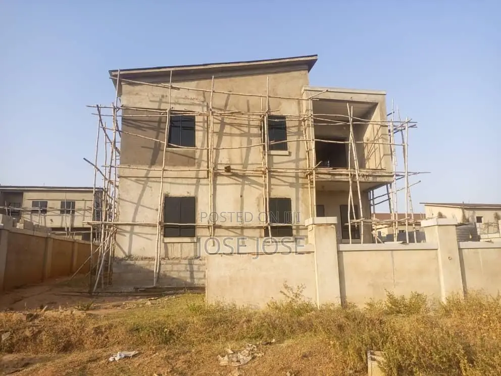 4bdrm Duplex in Around Mshel, FHA for sale