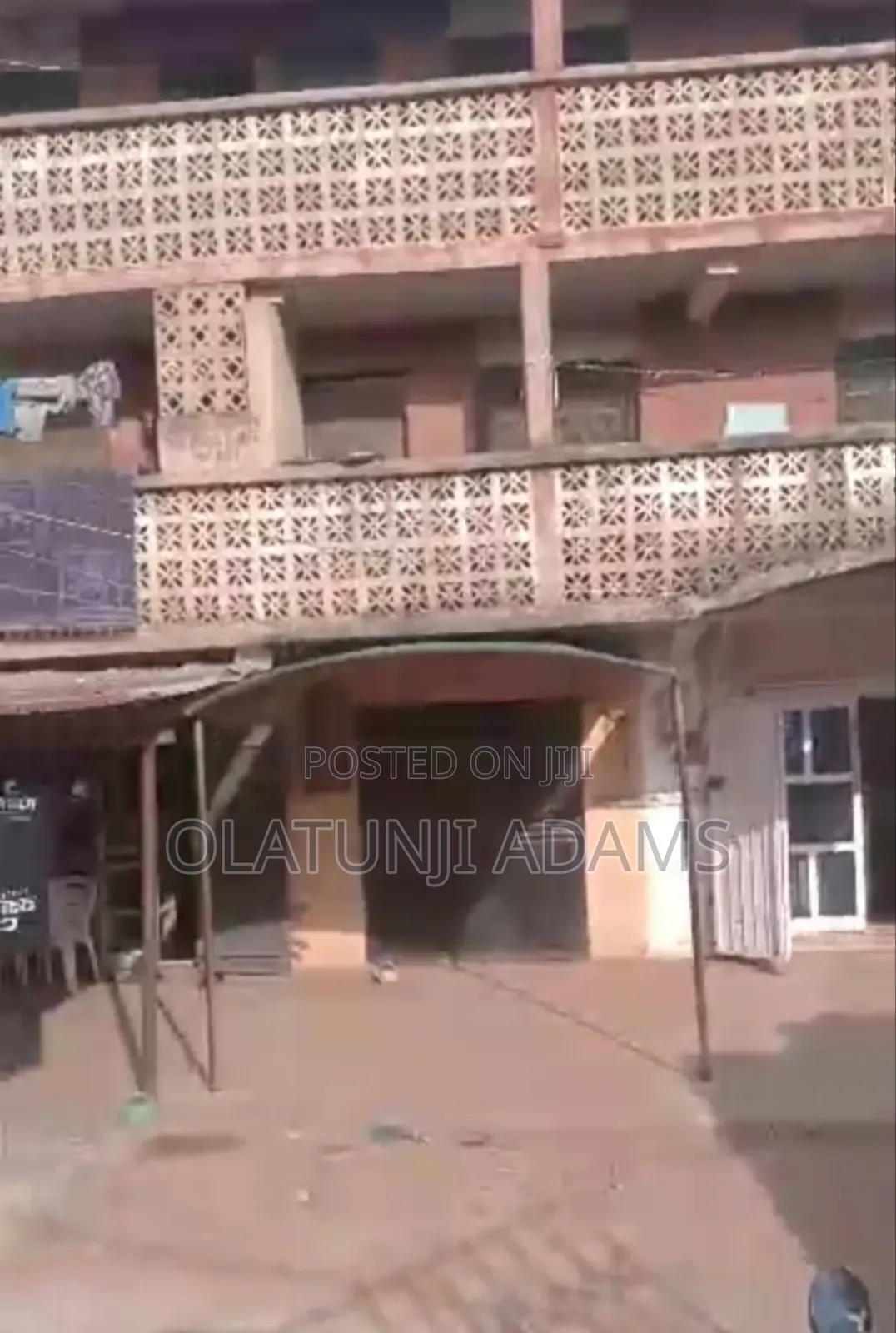 18bdrm House in Testing Ground, Osogbo for sale