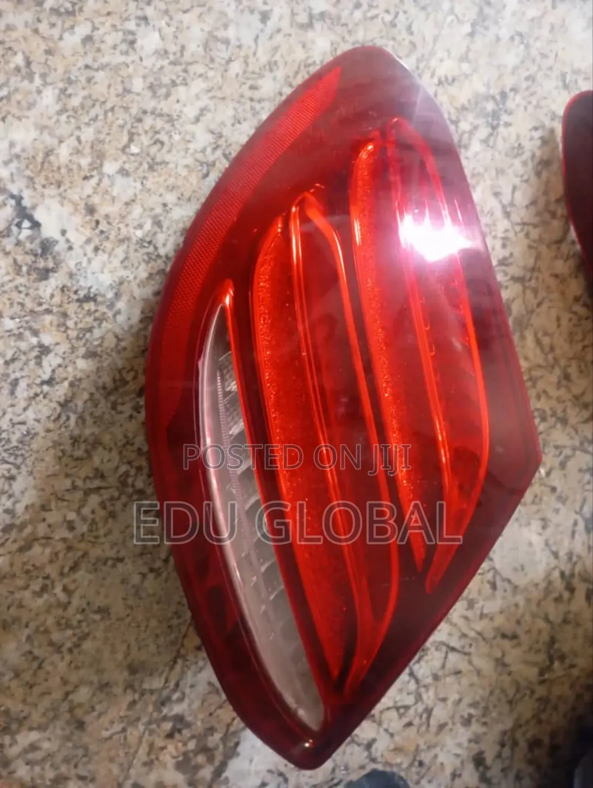 E400 2017 Back Light 2017 Driverside