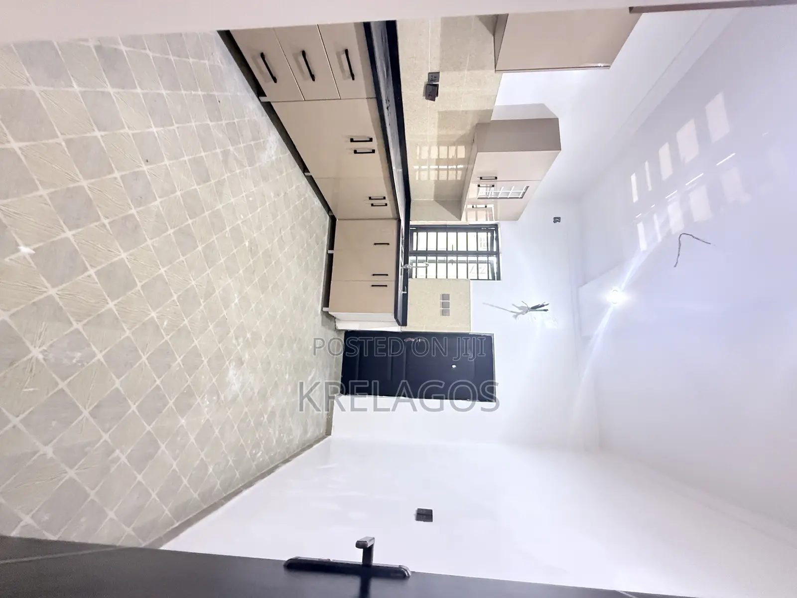 4bdrm Duplex in Ikate for sale