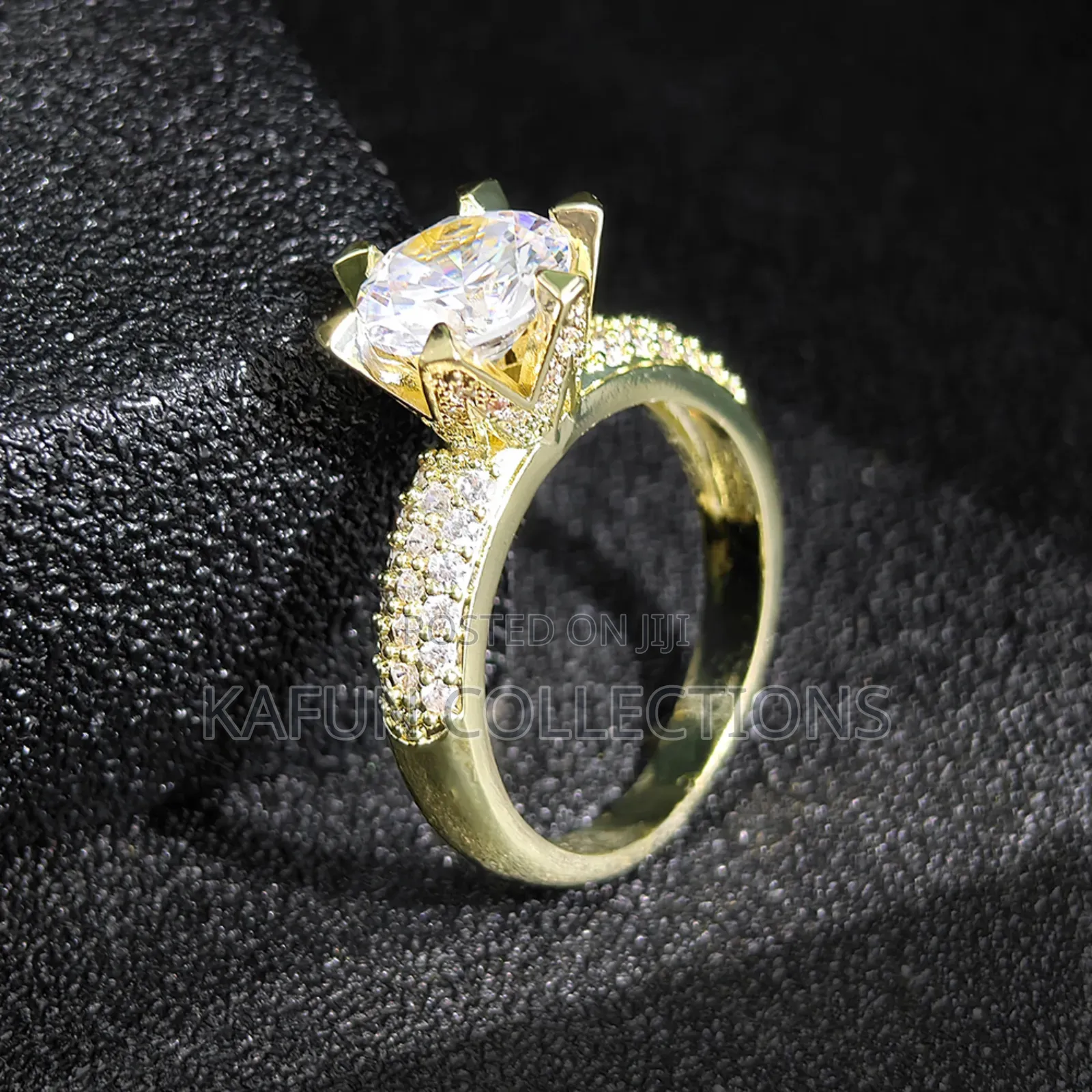 High Quality Zirconia Gold Engagement Ring