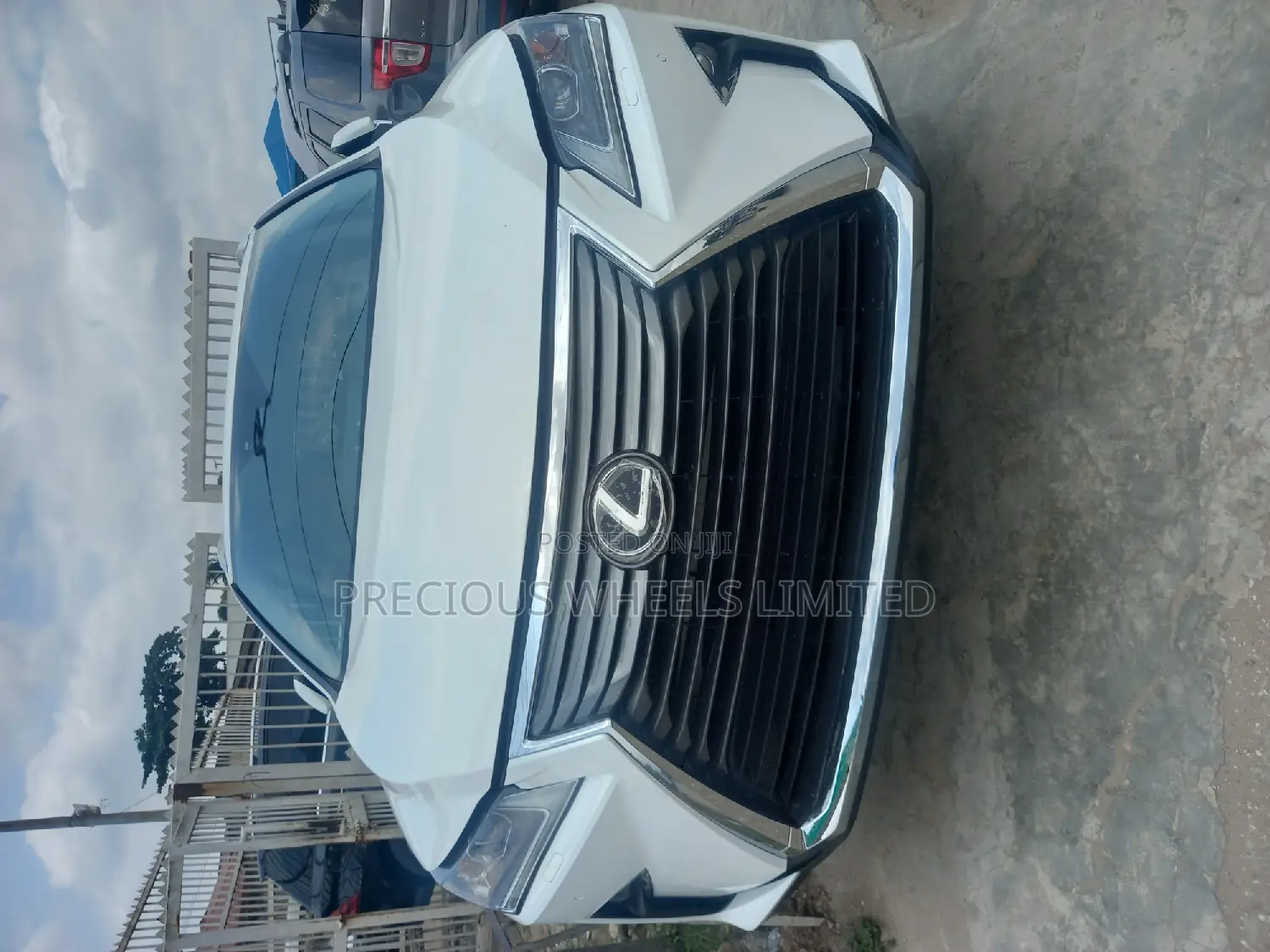 Lexus RX 2022 White