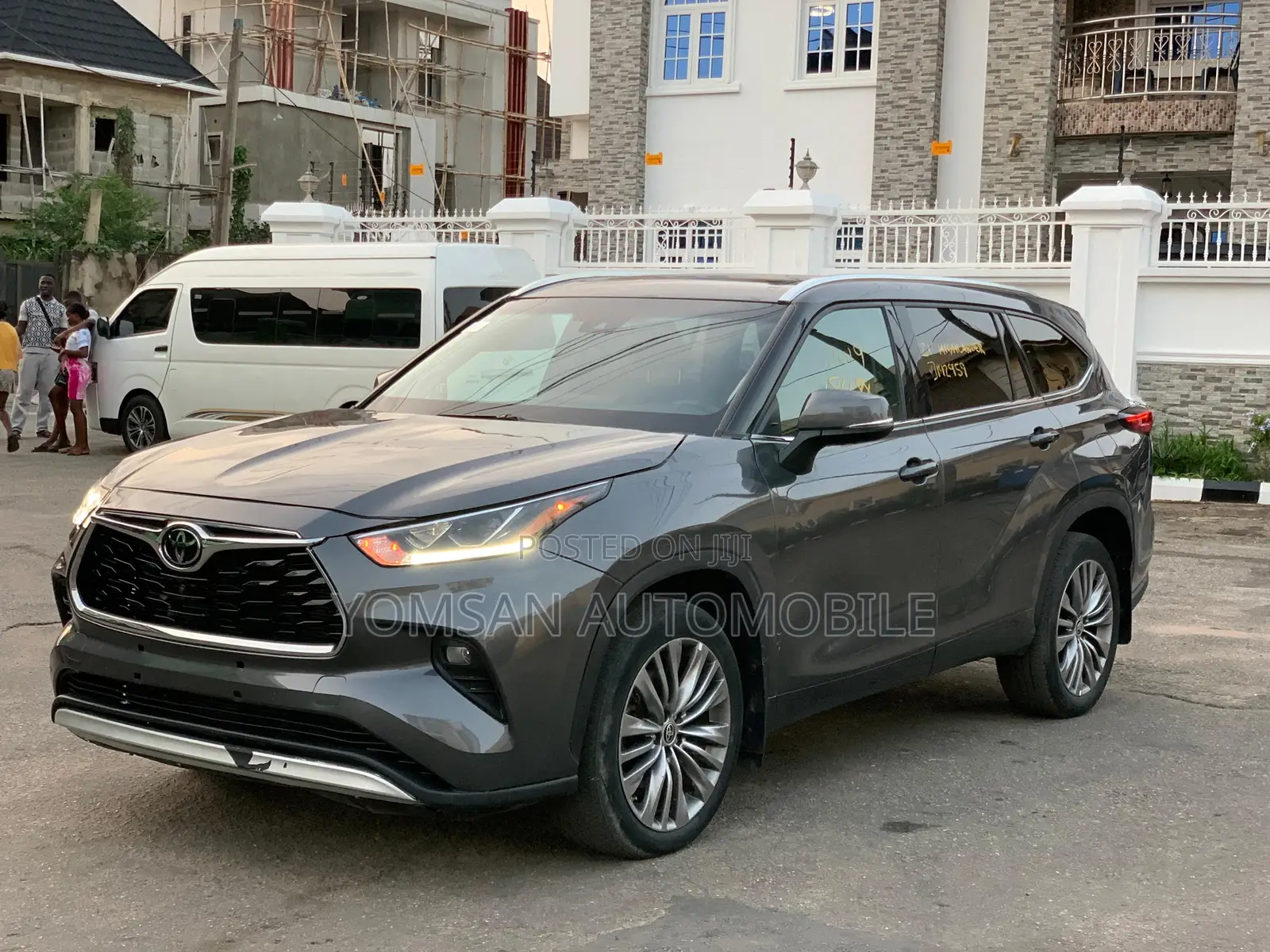 Toyota Highlander Platinum 2021 Gray