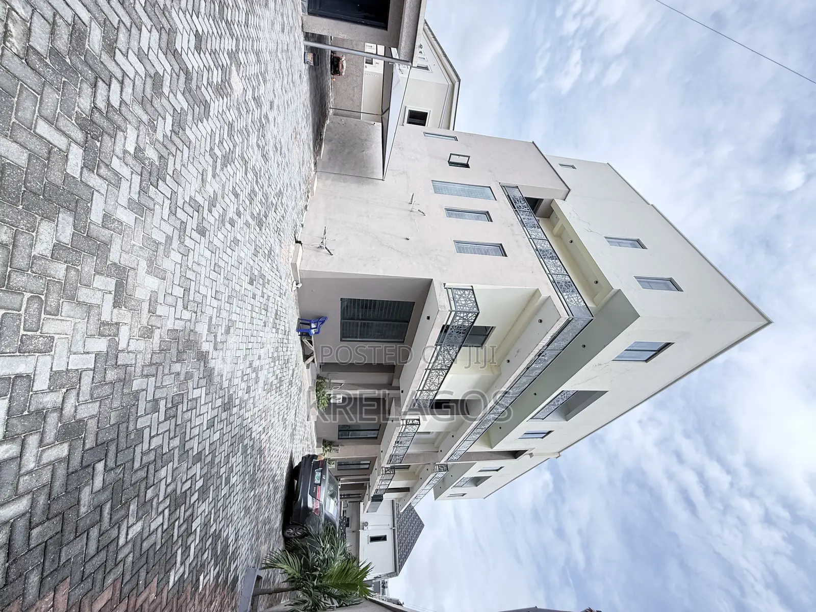 3bdrm Duplex in Ikate for sale