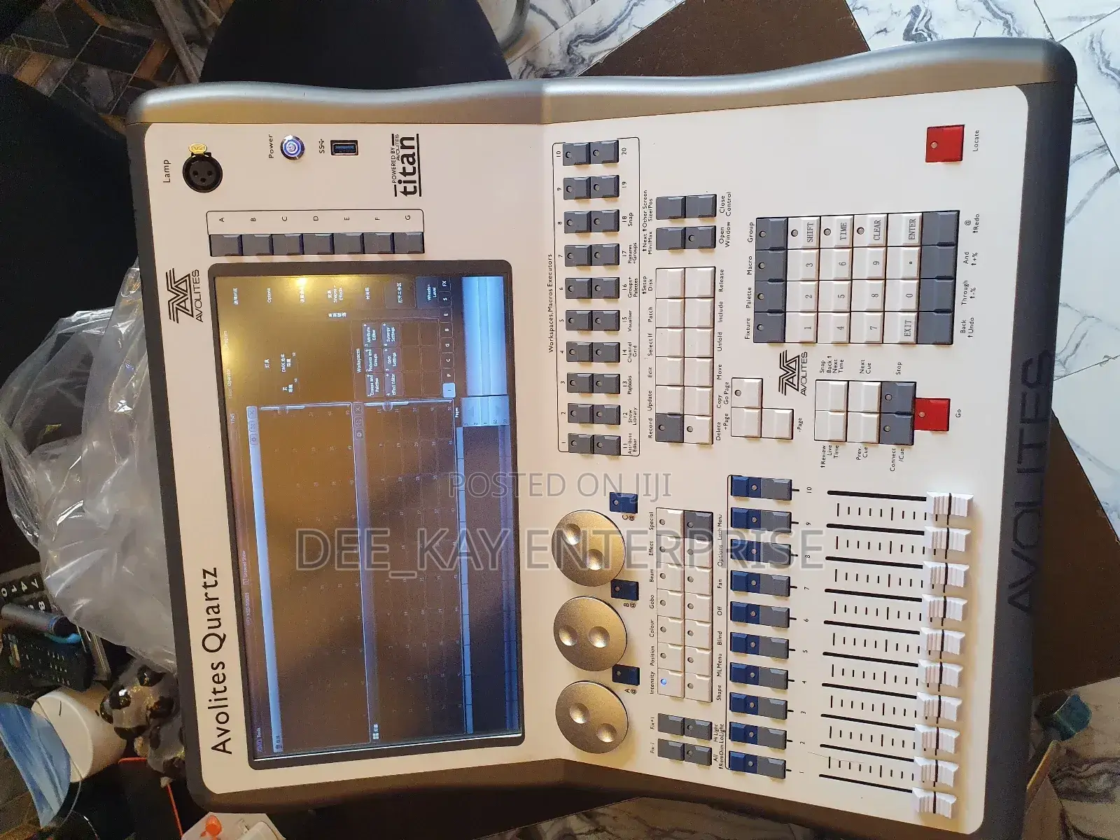 Avolites Quartz Digital Controller Version 18