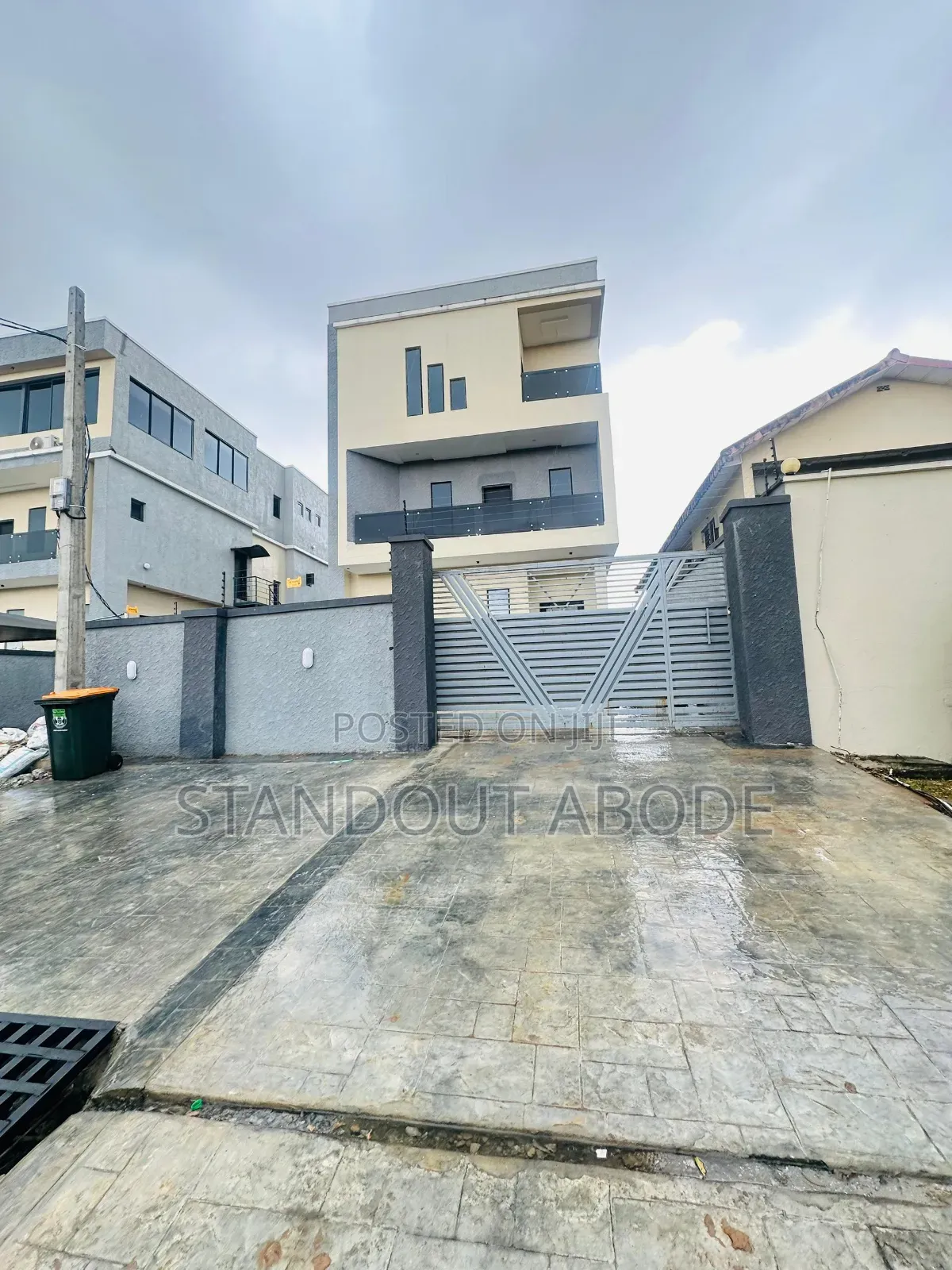 5bdrm Duplex in Detached, GRA Phase 2 Shangisha for sale