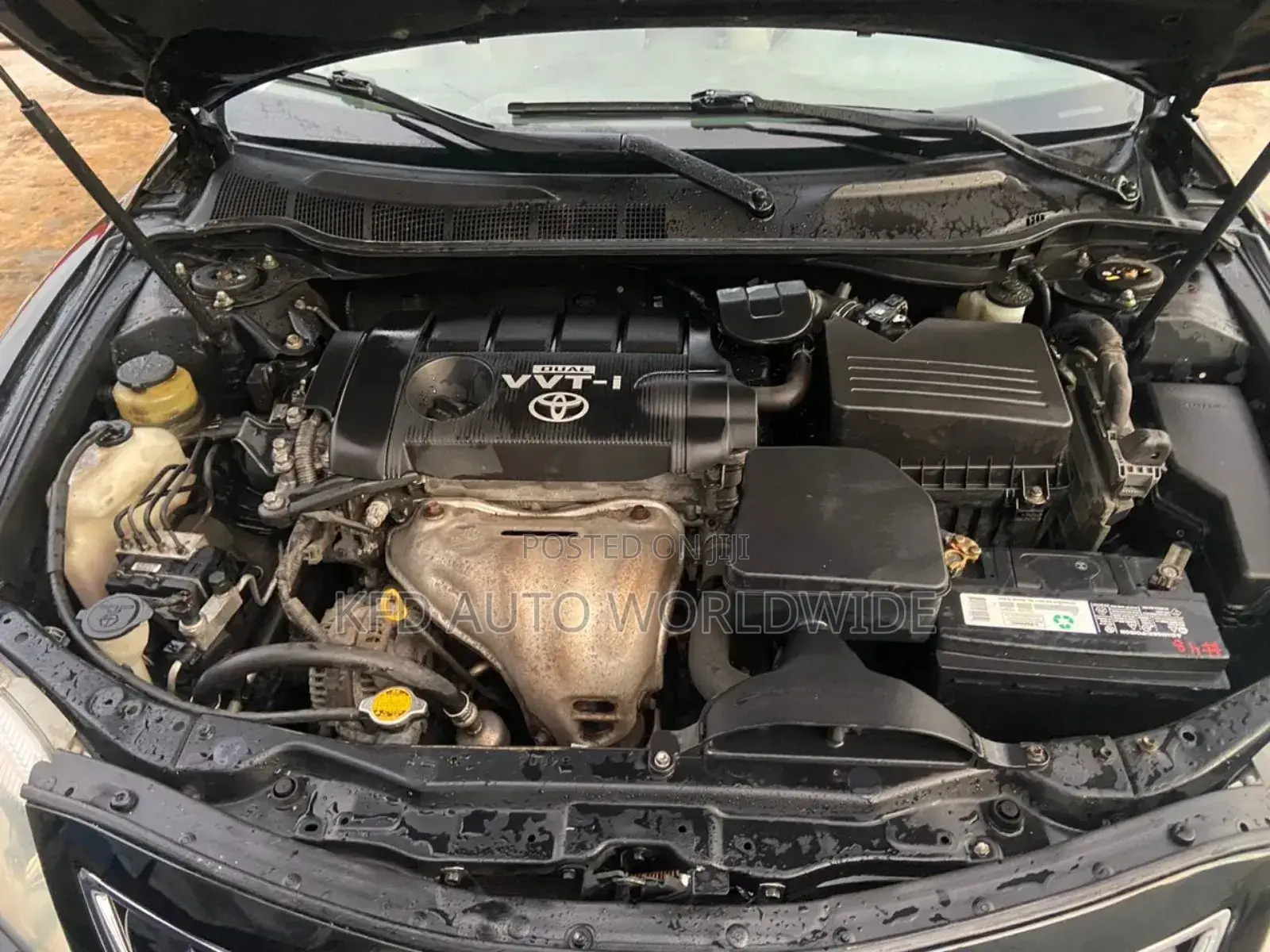 Toyota Camry LE 4dr Sedan (2.5L 4cyl 6A) 2011 Gray