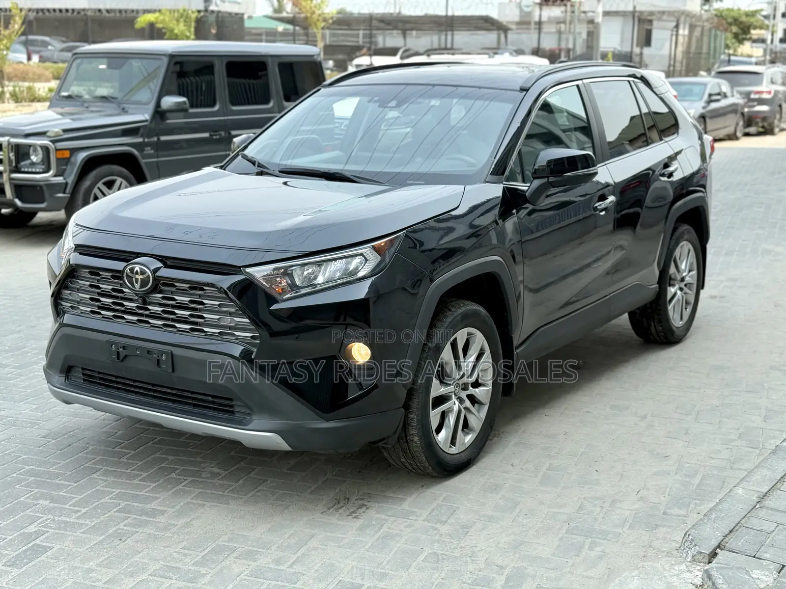 Toyota RAV4 Limited AWD 2019 Black