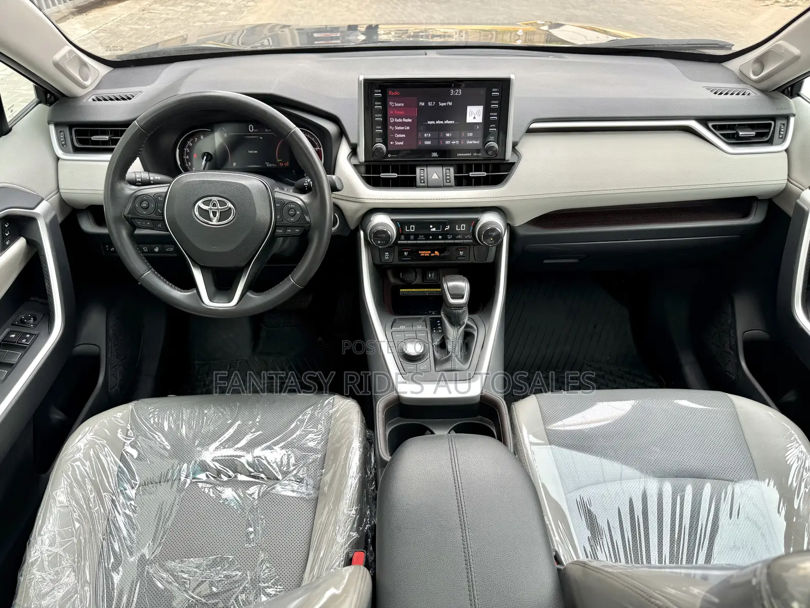 Toyota RAV4 Limited AWD 2019 Black