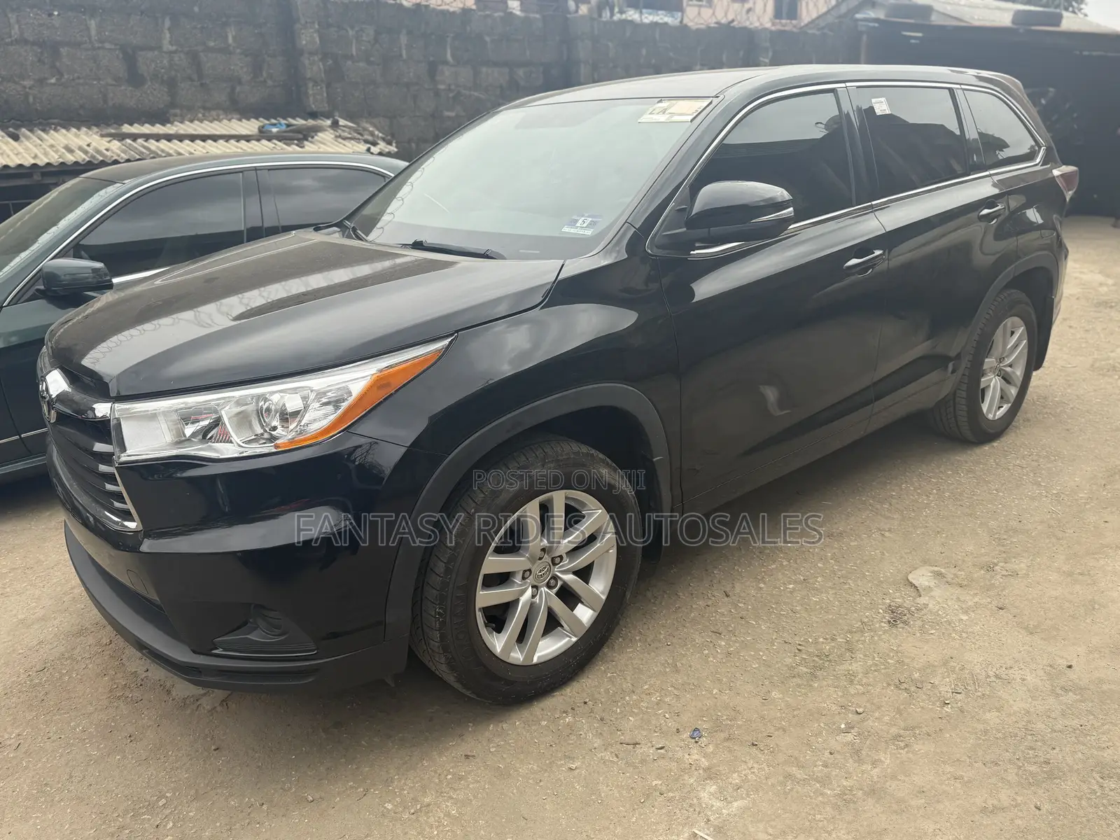 Toyota Highlander LE 4dr SUV AWD (3.5L 6cyl 6A) 2015 Gray