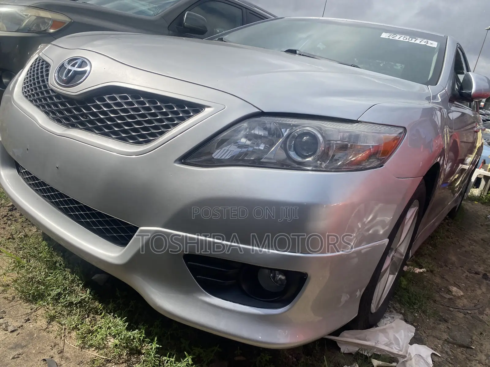 Toyota Camry SE V6 4dr Sedan (3.5L 6cyl 6A) 2011 Silver