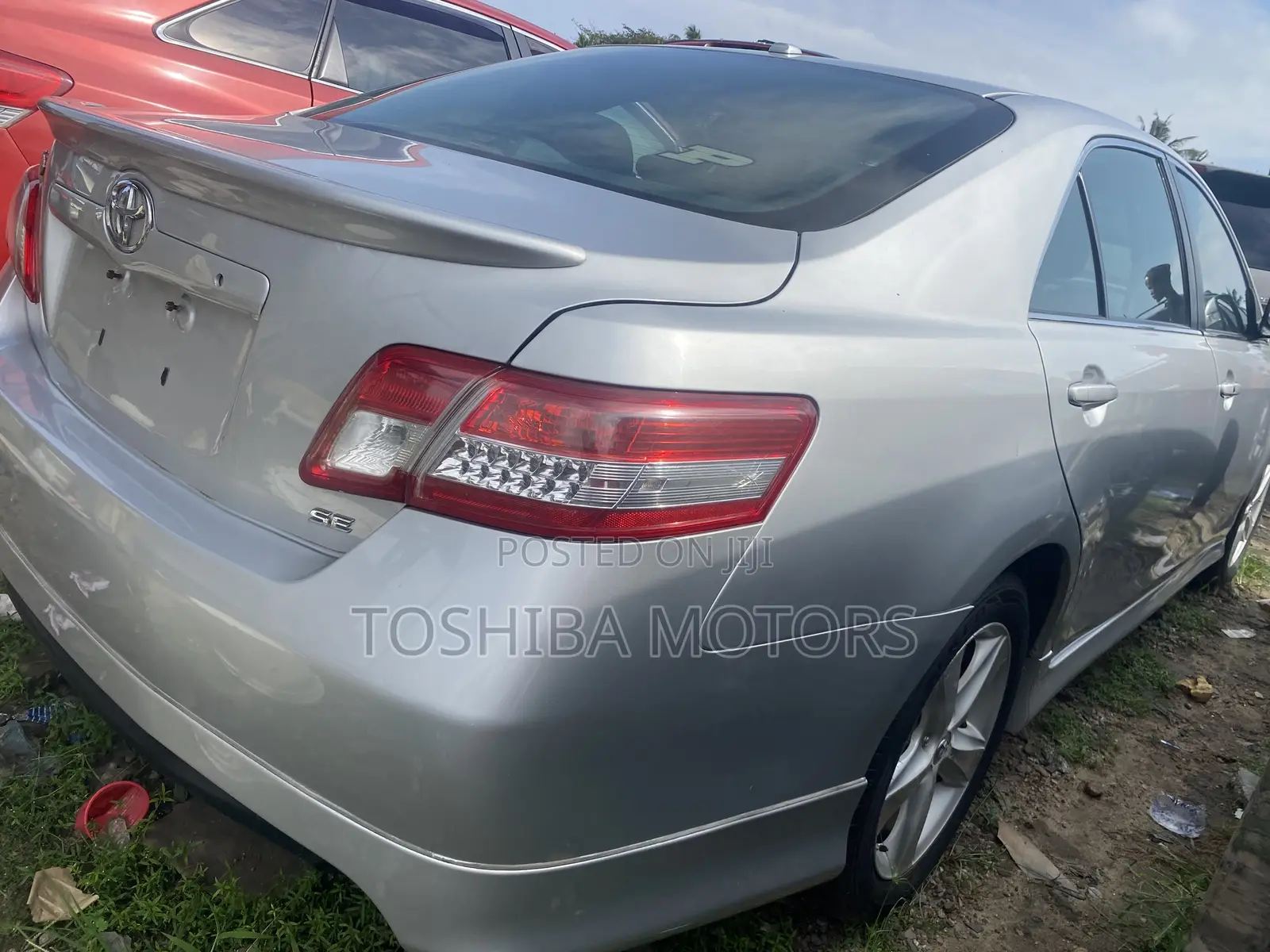 Toyota Camry SE V6 4dr Sedan (3.5L 6cyl 6A) 2011 Silver