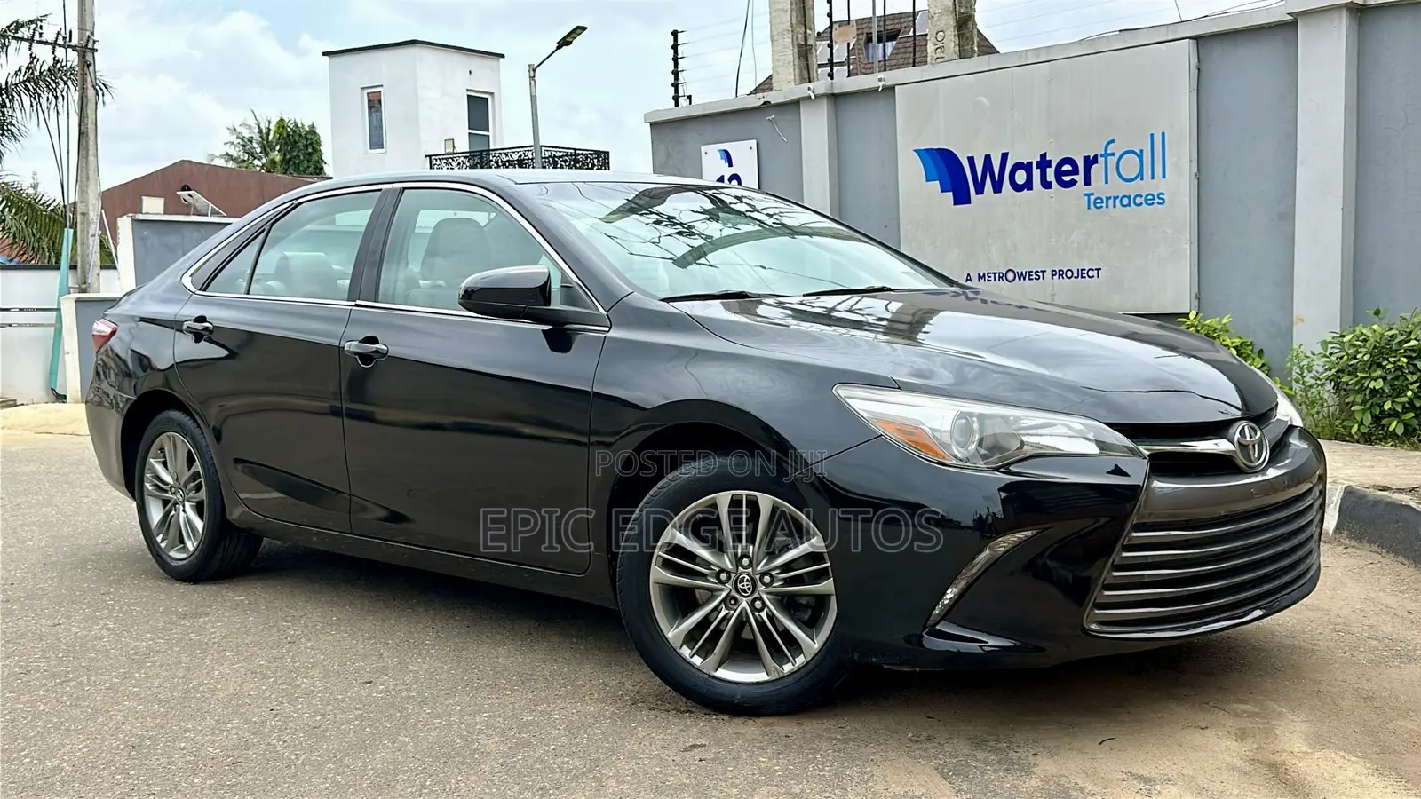 Toyota Camry SE 4dr Sedan (2.5L 4cyl 6A) 2017 Black