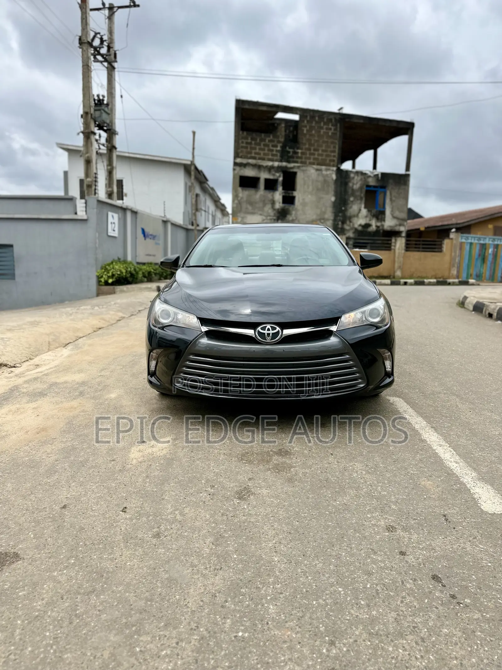 Toyota Camry SE 4dr Sedan (2.5L 4cyl 6A) 2017 Black