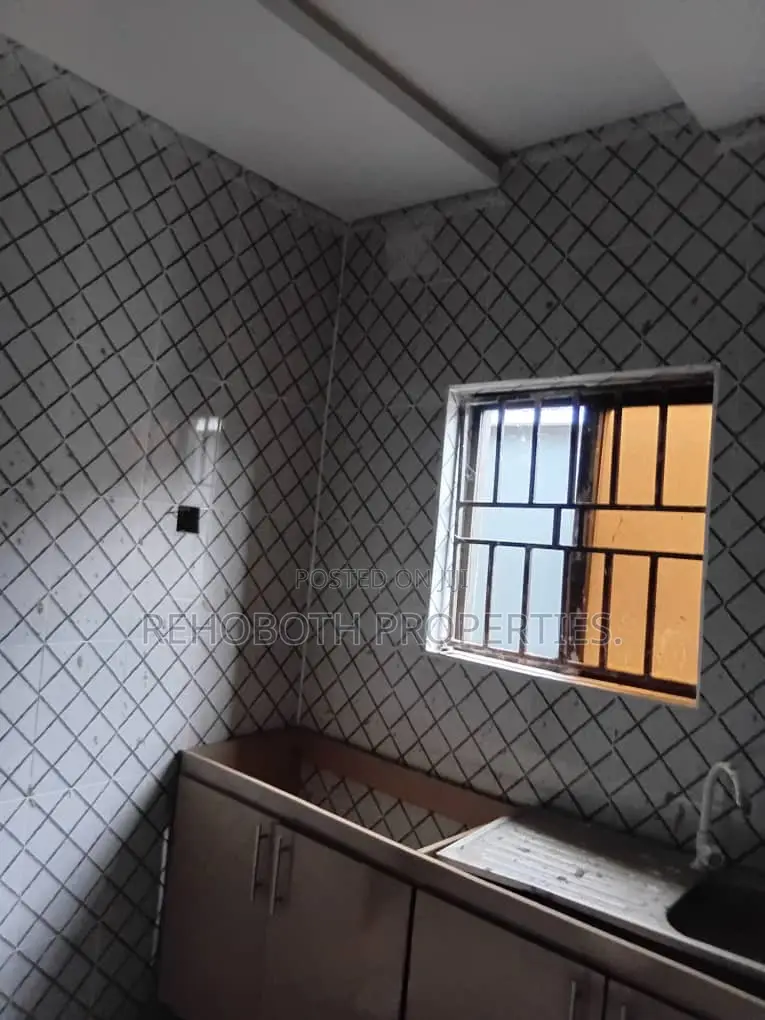 2bdrm Bungalow in Catarpillar Alaaka, Akala Express for rent