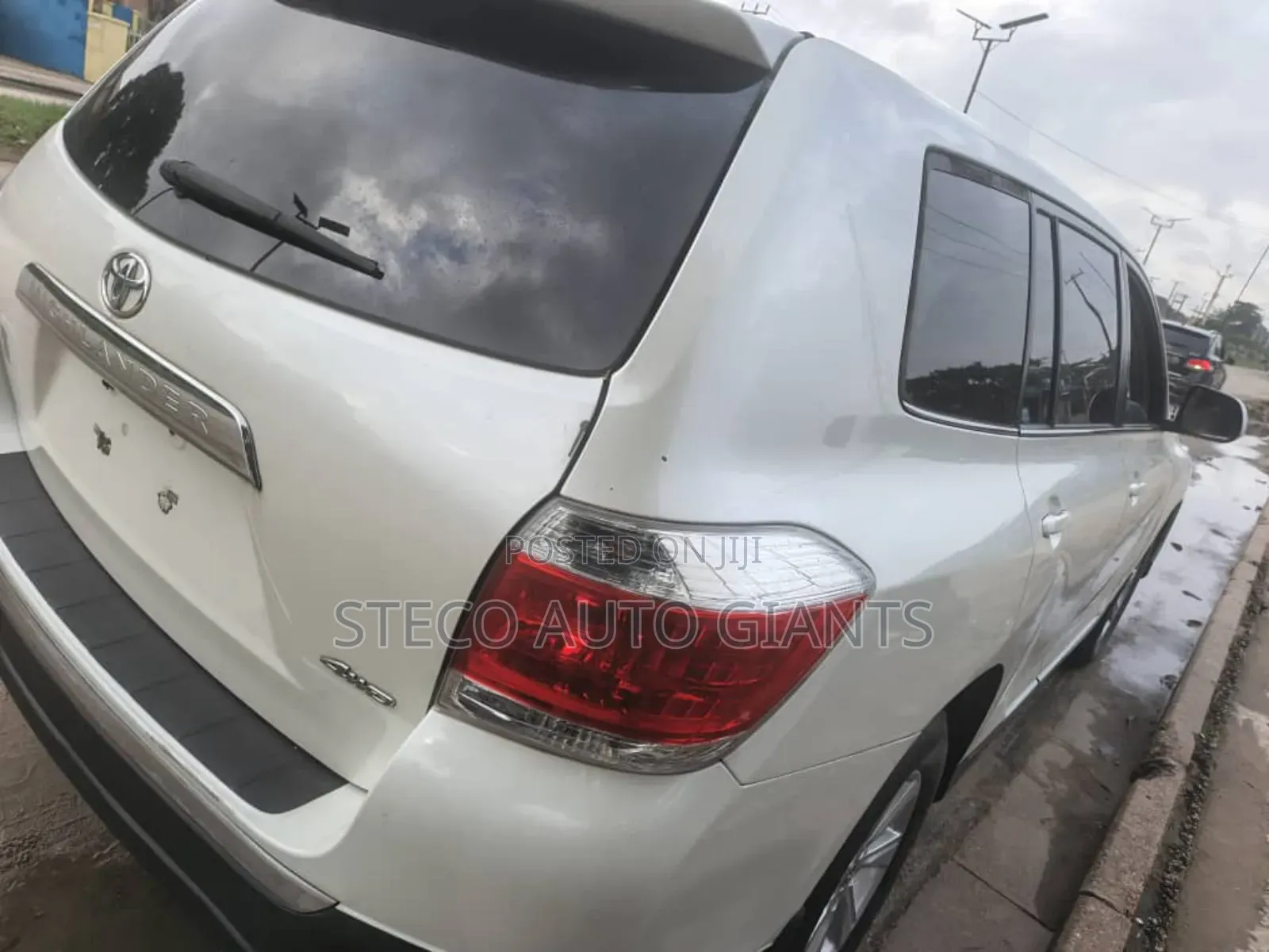 Toyota Highlander Hybrid Limited 2012 White