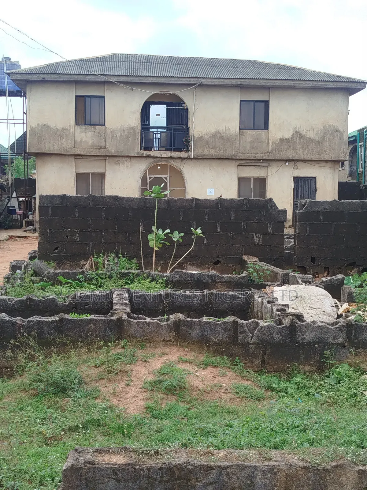 Furnished 2bdrm Block of Flats in Isuti Road, Igando / Ikotun/Igando