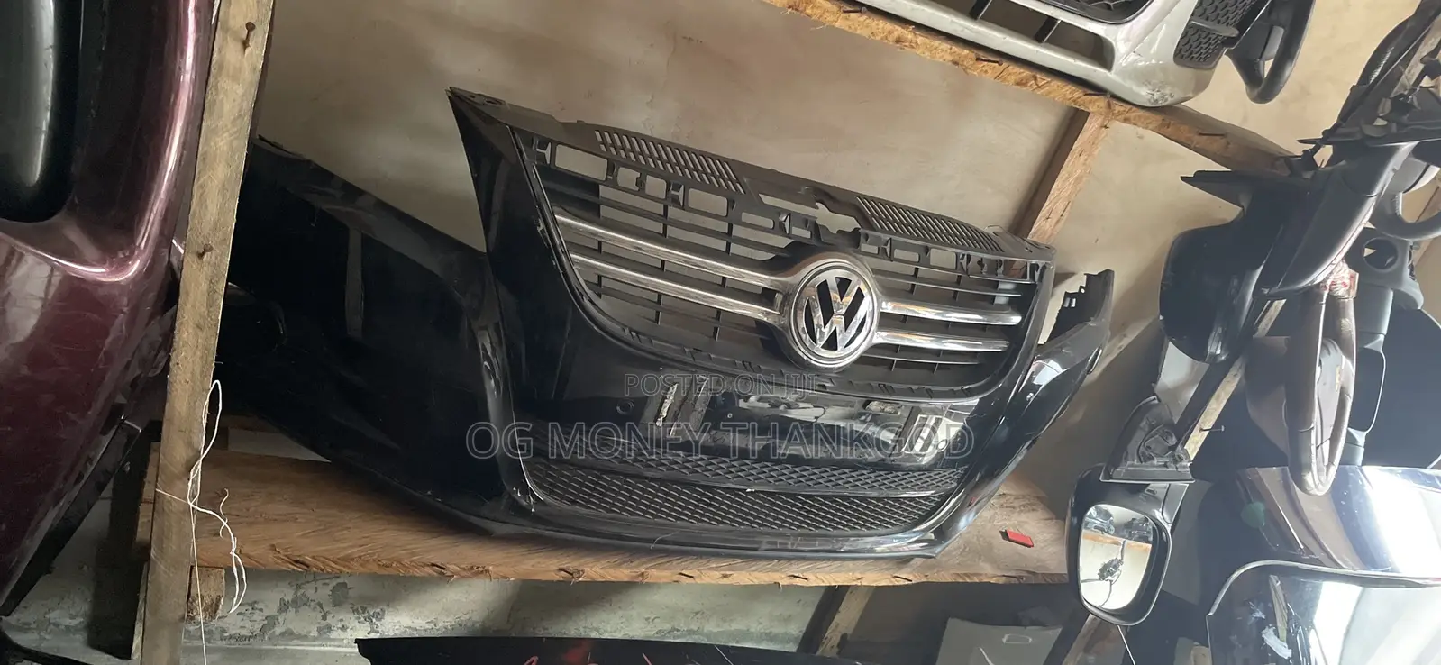 Front Bumper Volkswagen Tiguan 2010