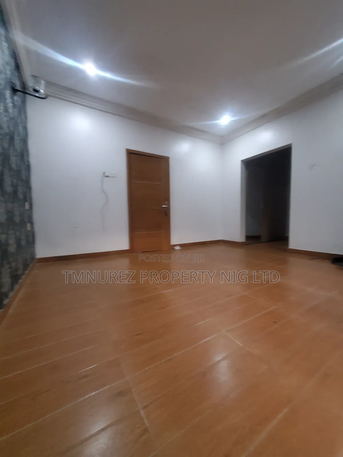Studio Apartment in Chevron Estate for rent