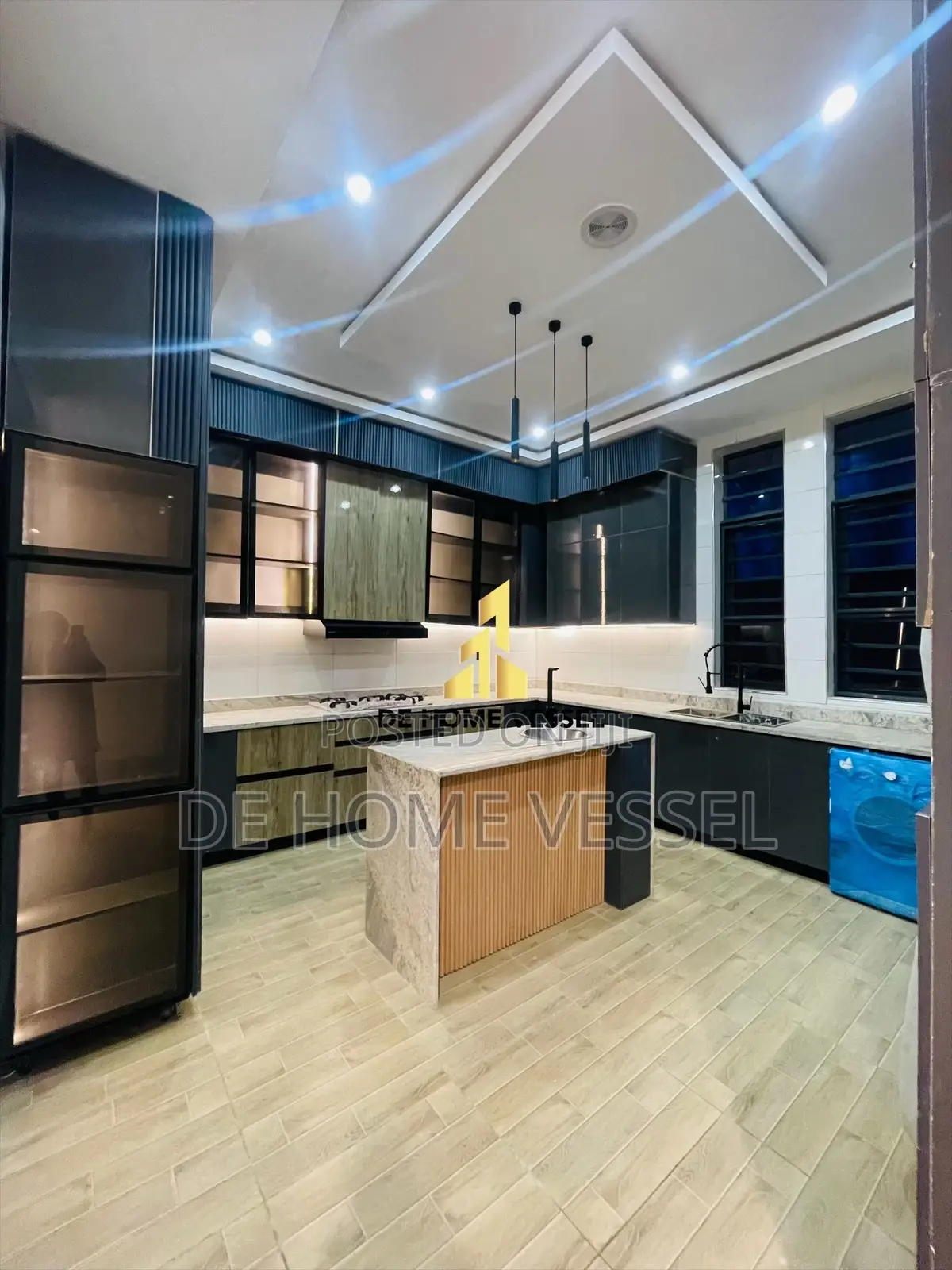 5bdrm Duplex in Lekki for sale
