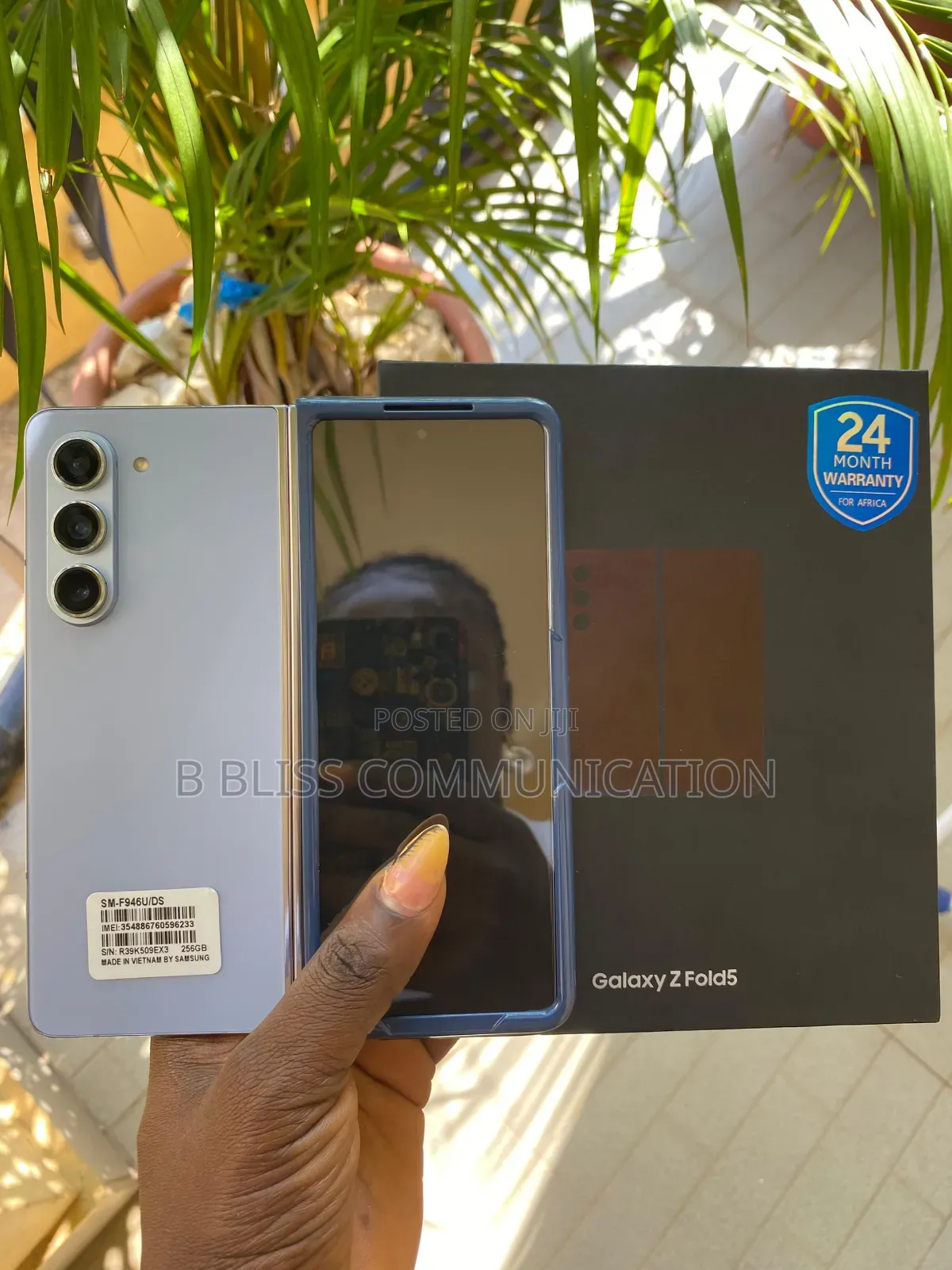 New Samsung Galaxy Fold 5G 512 GB Blue