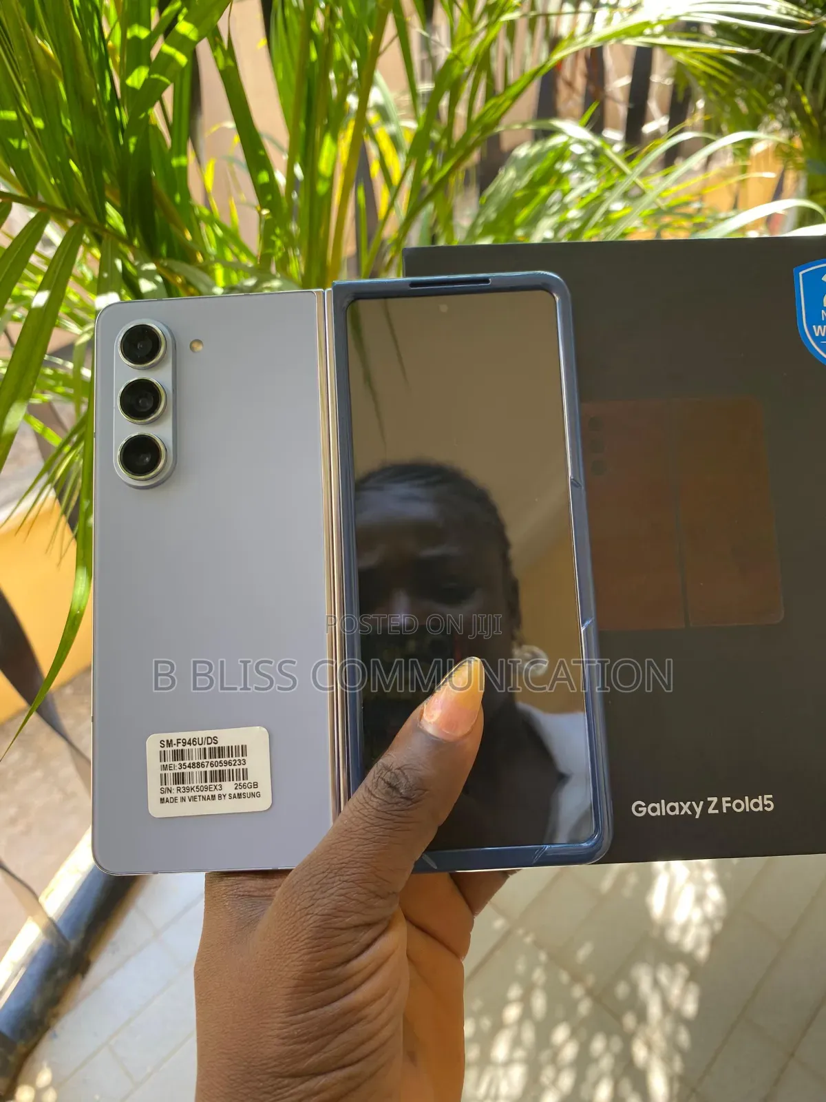 New Samsung Galaxy Fold 5G 512 GB Blue
