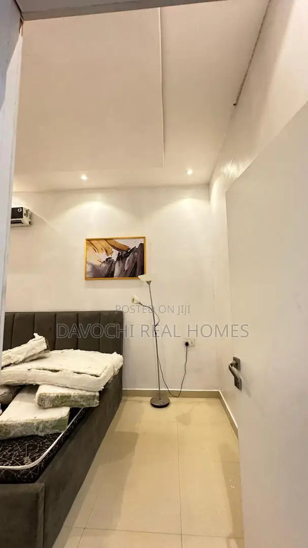 4bdrm Duplex in Orchid Road, Lekki Phase 2 for rent