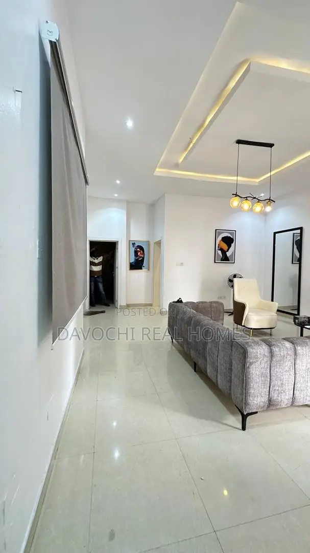4bdrm Duplex in Orchid Road, Lekki Phase 2 for rent