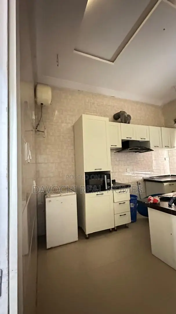 4bdrm Duplex in Orchid Road, Lekki Phase 2 for rent
