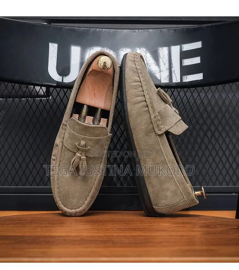 Easy to Wear Men's Loafers Shoes