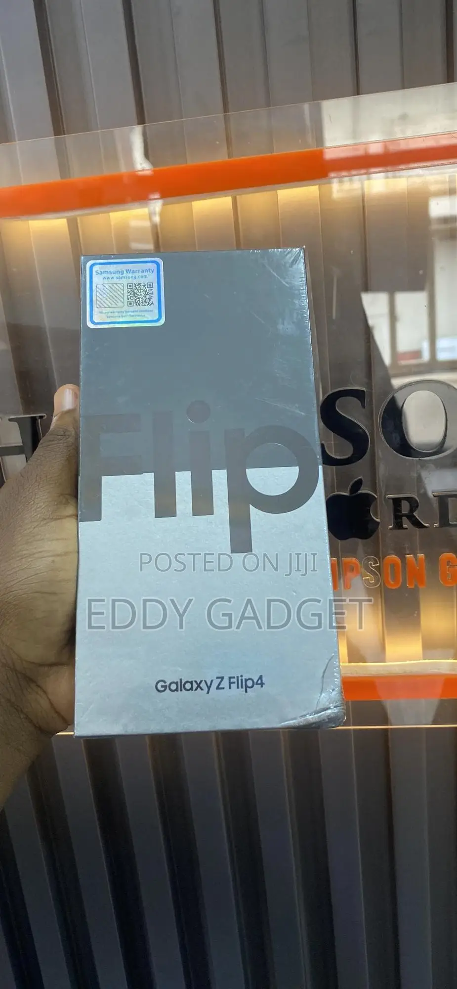New Samsung Galaxy Z Flip4 256 GB