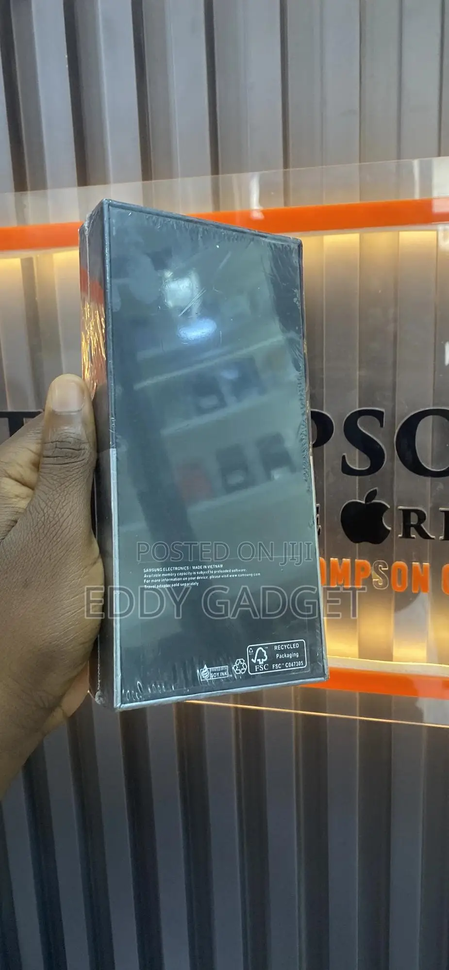 New Samsung Galaxy Z Flip4 256 GB