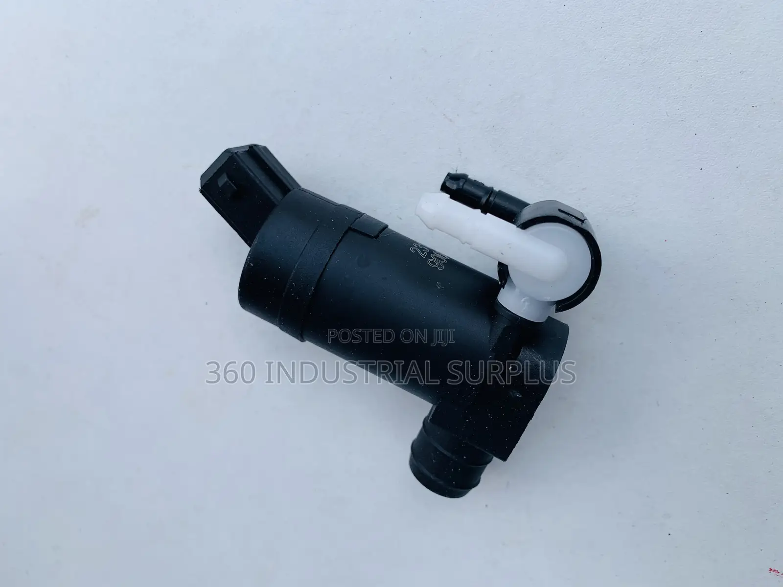 Genuine Mapco 90600 Water Pump ,Window Cleaning