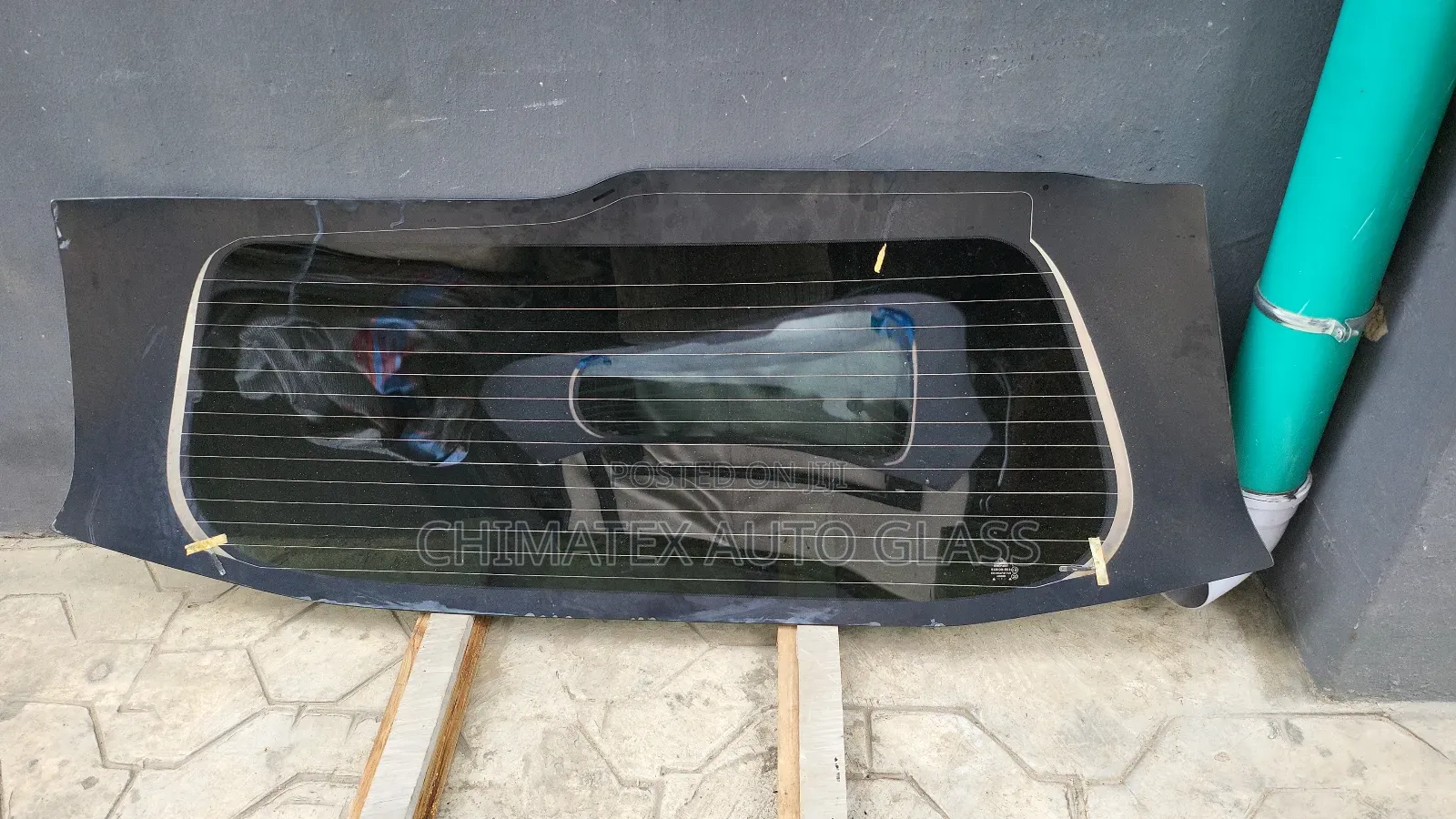 Toyota Sienna 2015 Back Glass Available
