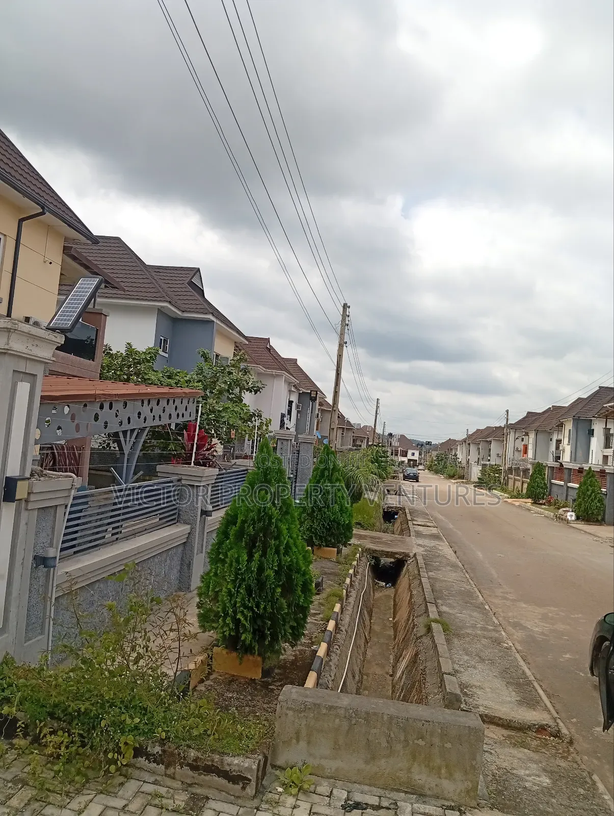 4bdrm Duplex in Kubwa for sale
