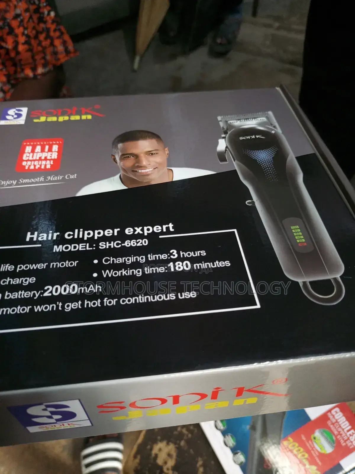 Rechargeable Clipper With Display