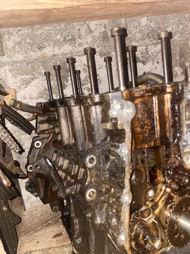 Toyota Corolla Half Engine 04