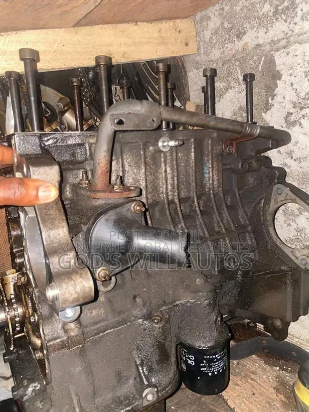 Toyota Corolla Half Engine 04