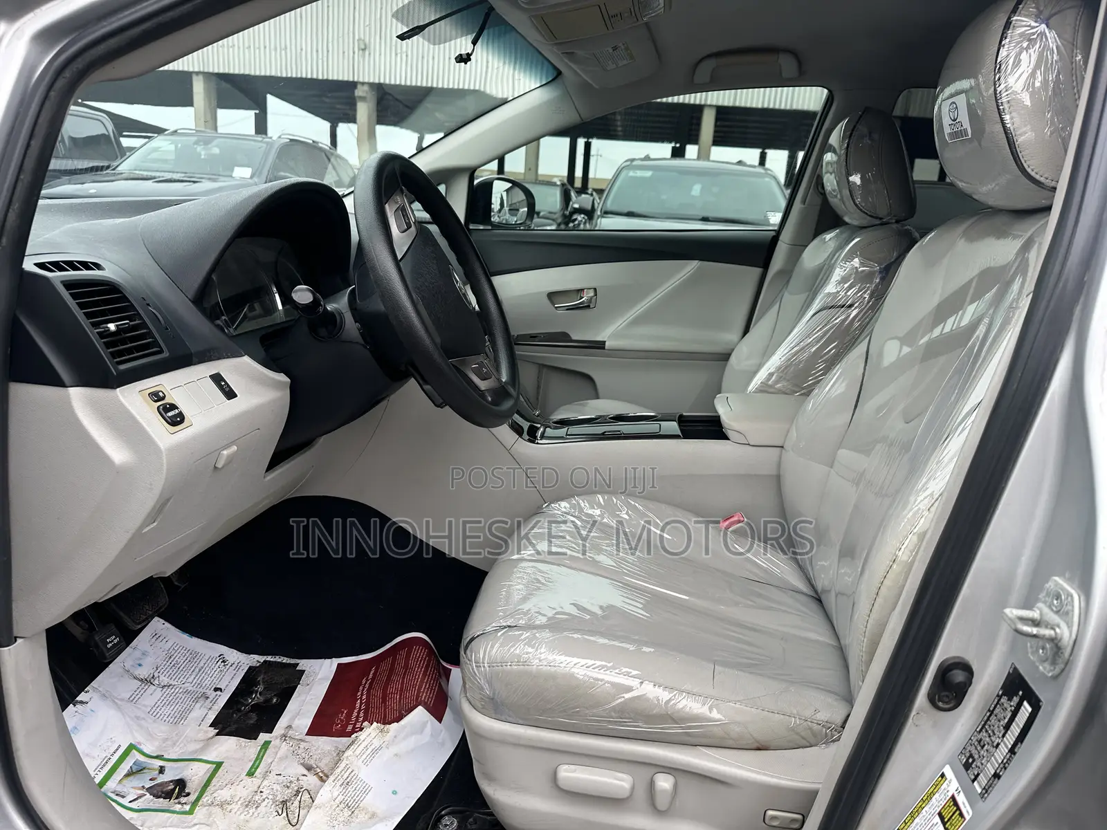 Toyota Venza AWD 2010 Silver