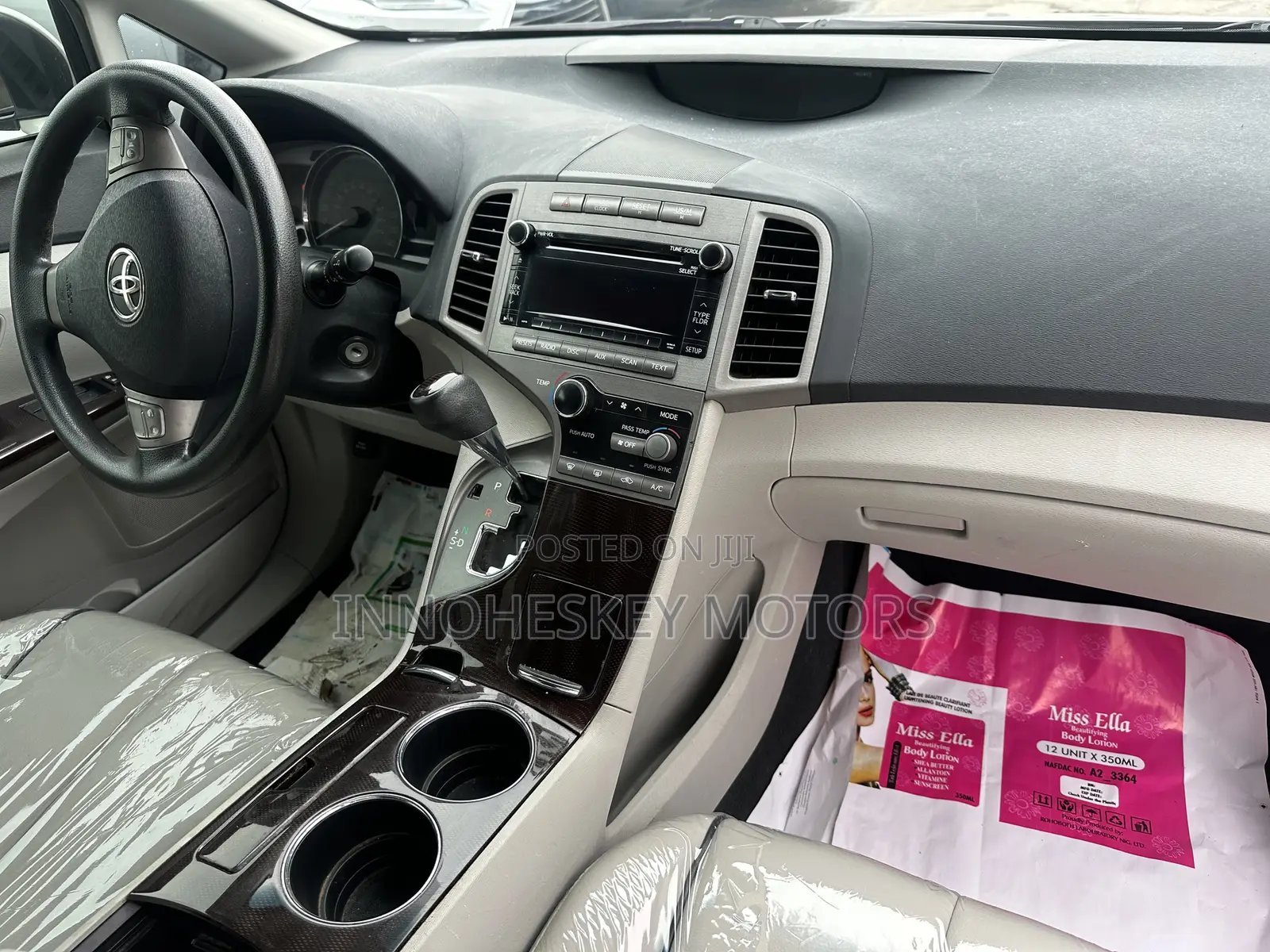 Toyota Venza AWD 2010 Silver