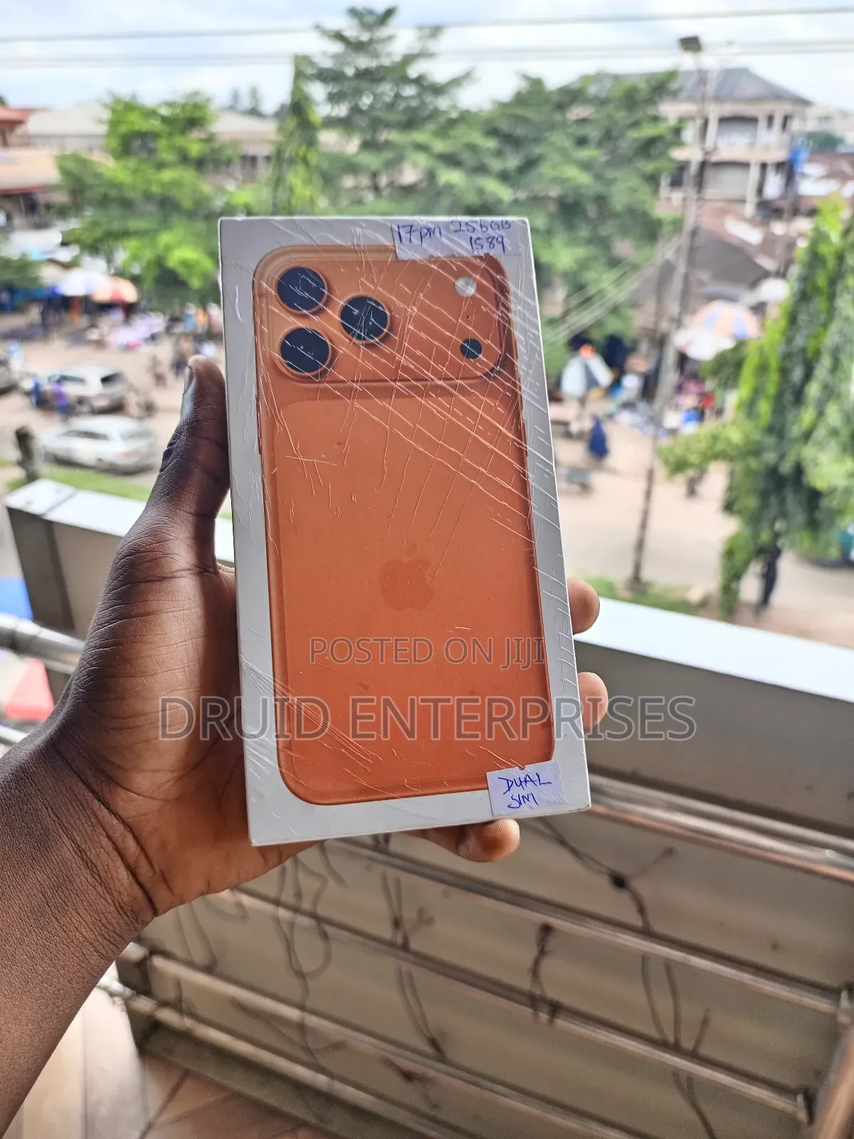 New Apple iPhone 17 Pro Max 256 GB Orange