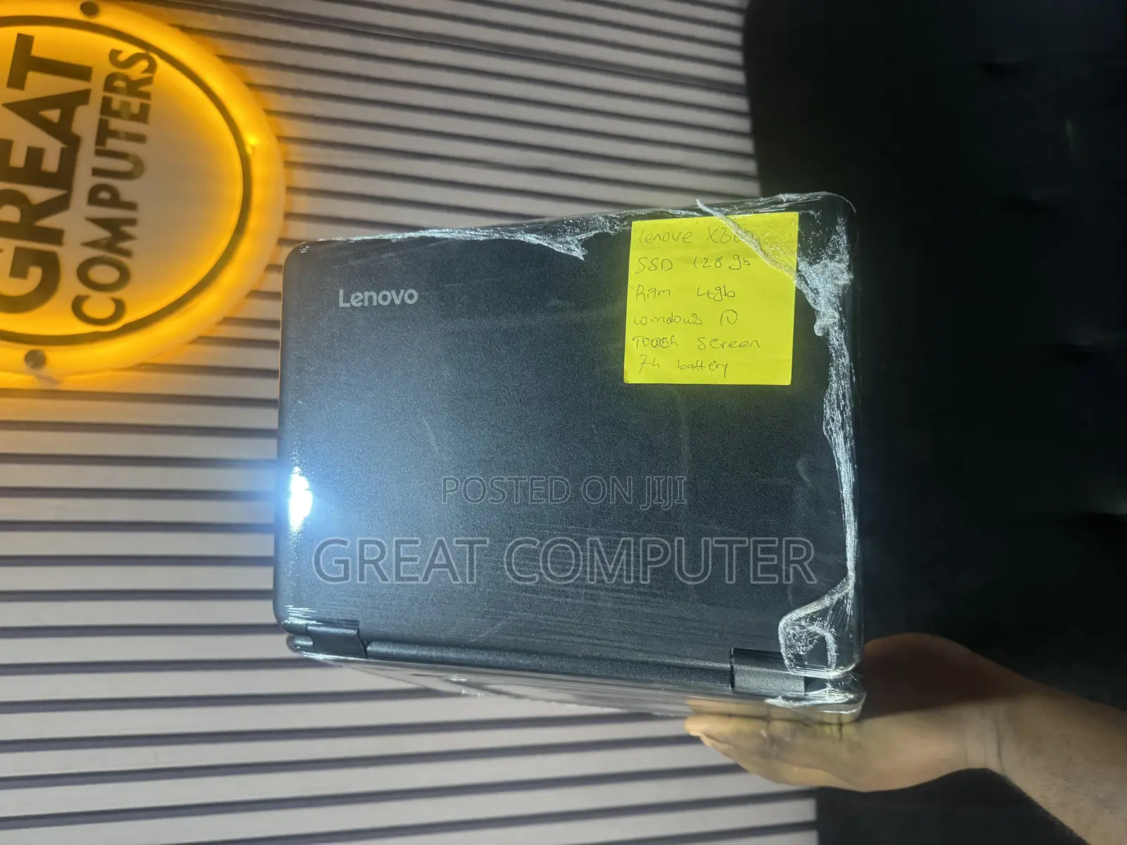 New Laptop Lenovo 300e 4GB Intel Celeron SSD 128GB