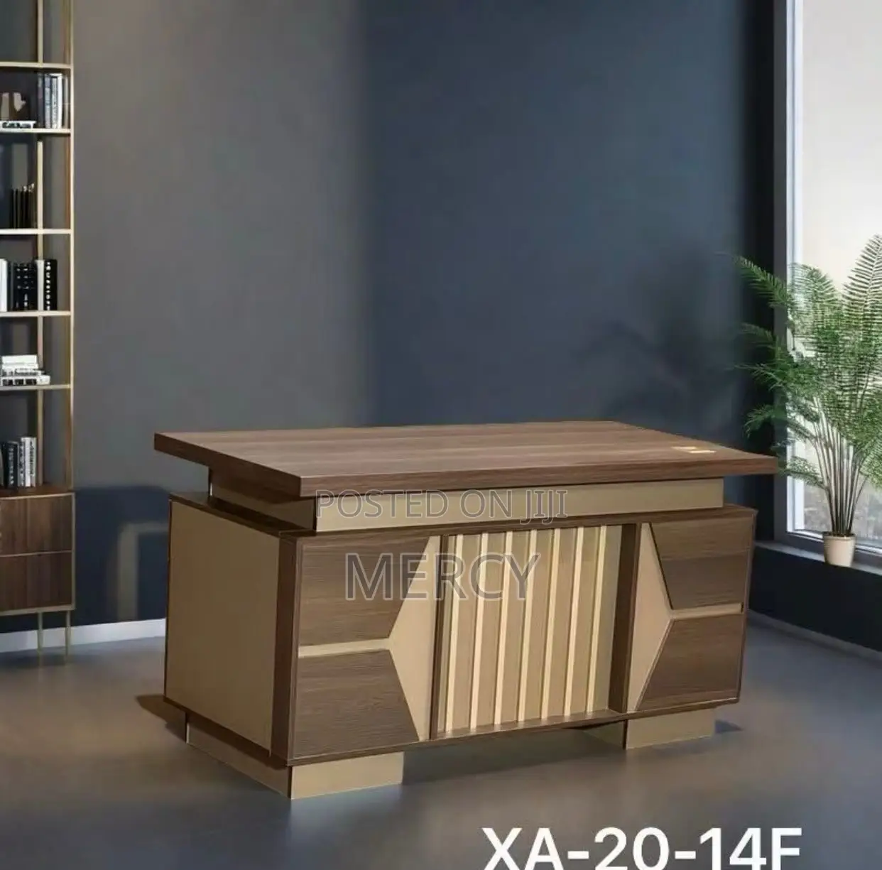 Wooden 1.4 Meters Office Table With Drawers