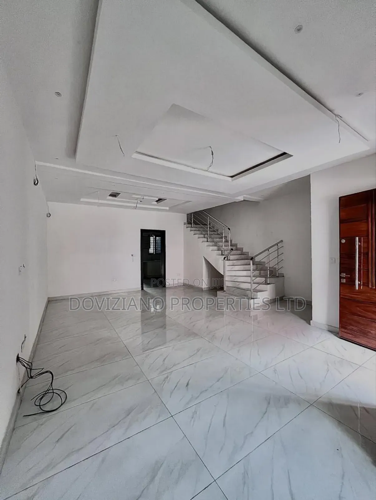 4bdrm Townhouse/Terrace in Lekki Phase 1 for sale