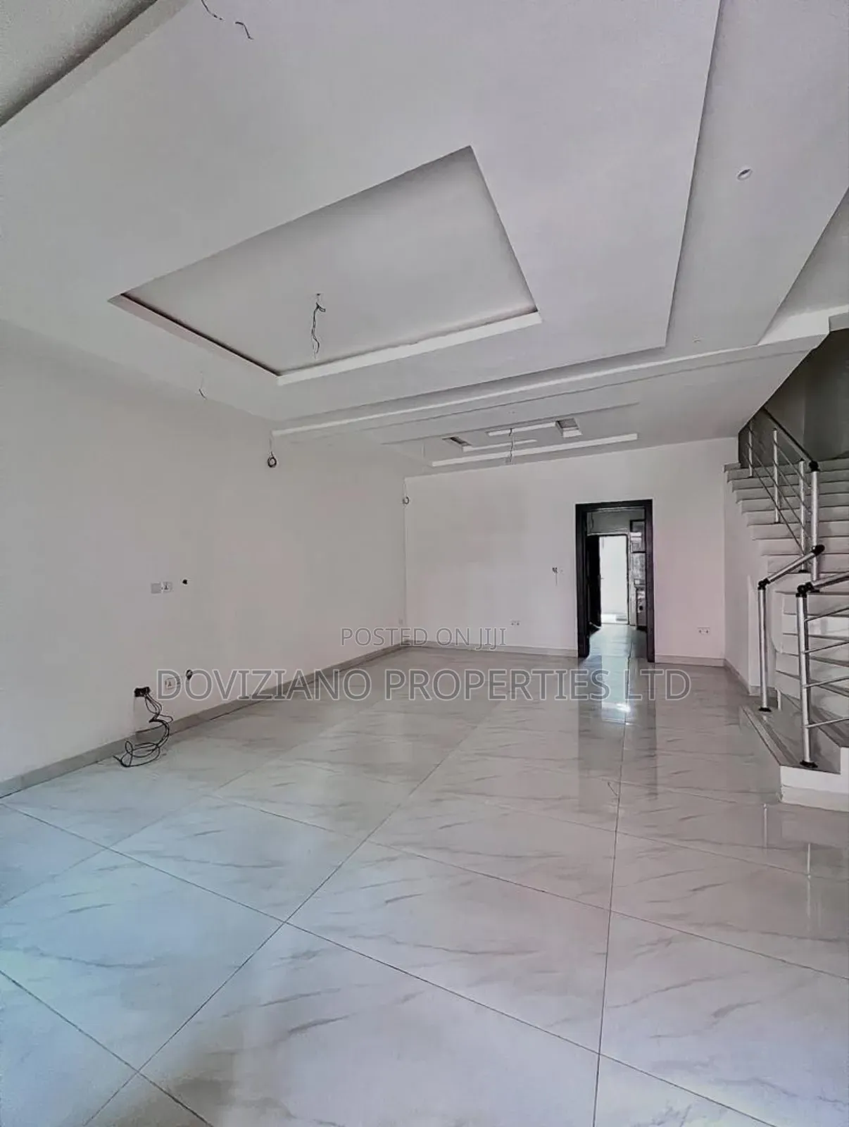 4bdrm Townhouse/Terrace in Lekki Phase 1 for sale