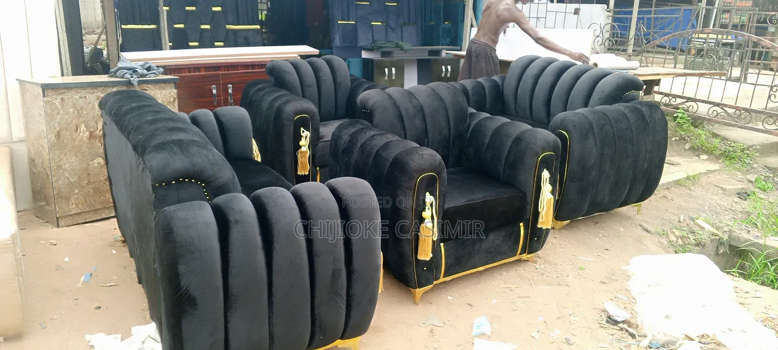 Set of Ophostry Chair
