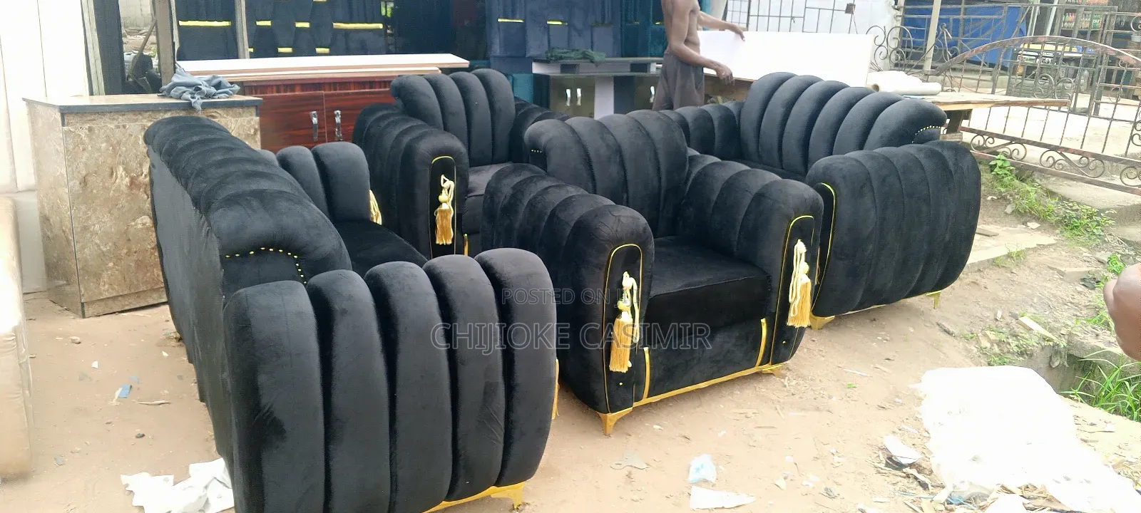 Set of Ophostry Chair